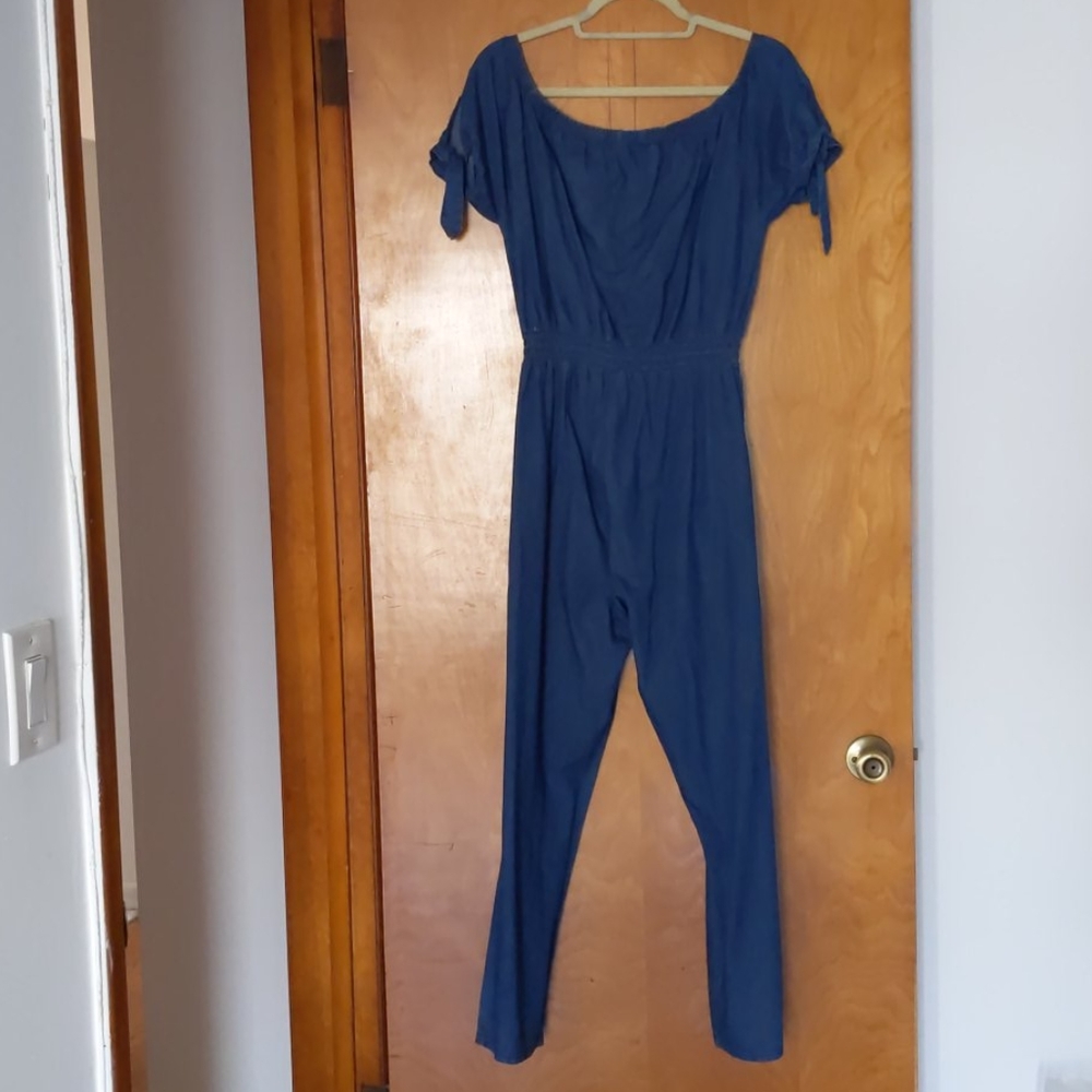 Soft and comfortable Jean jumpsuit.